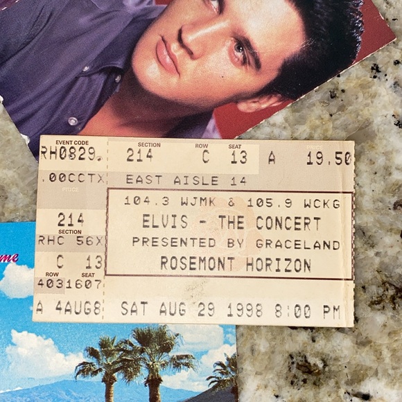 Elvis 2001 Mini Calendar-Pop Shots 3-D Pop Up Greeting Card-Vintage Collectibles - Picture 9 of 13